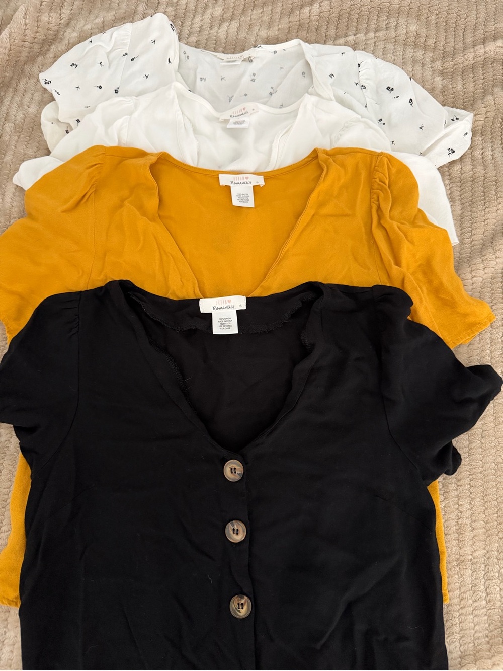 URBAN Romantics Black Button-Front Puff Sleeve Top